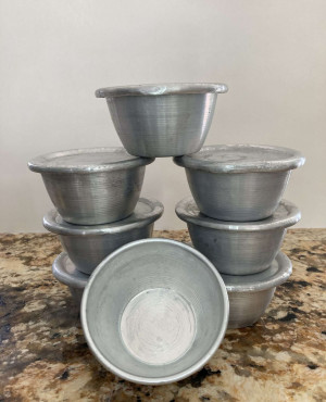 Moi-moi aluminium bowls   With Lid Big size  12 pieces